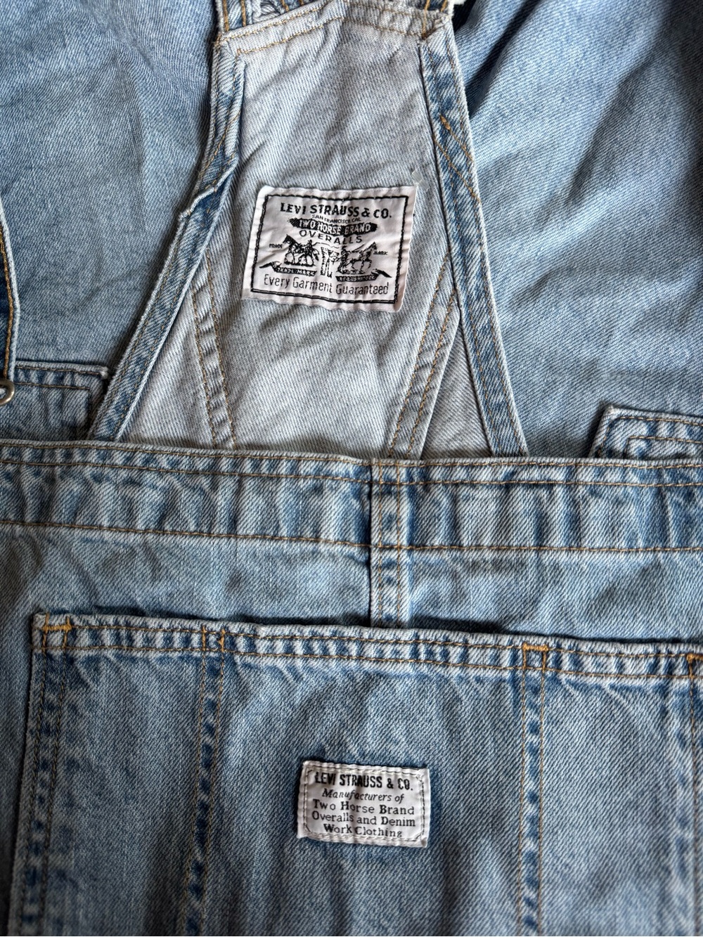 Levi's Light Blue Denim Short Overalls - Picture 2 of 3